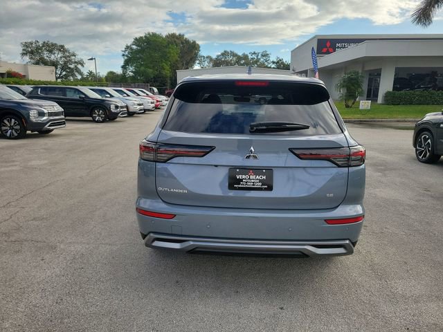 New 2026 Mitsubishi Outlander SE image 5