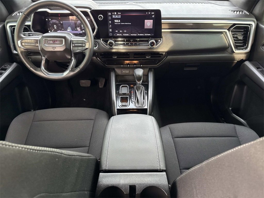 Used 2024 GMC Canyon Elevation image 23