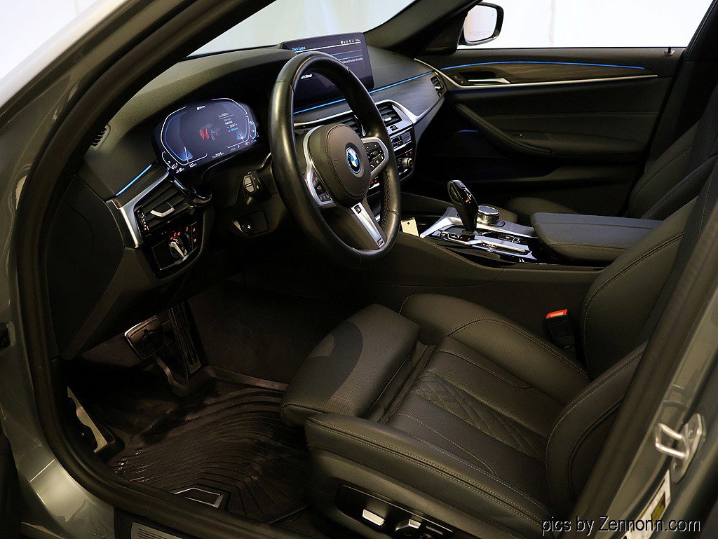 Certified 2023 BMW 530e xDrive w/ Premium Package image 12