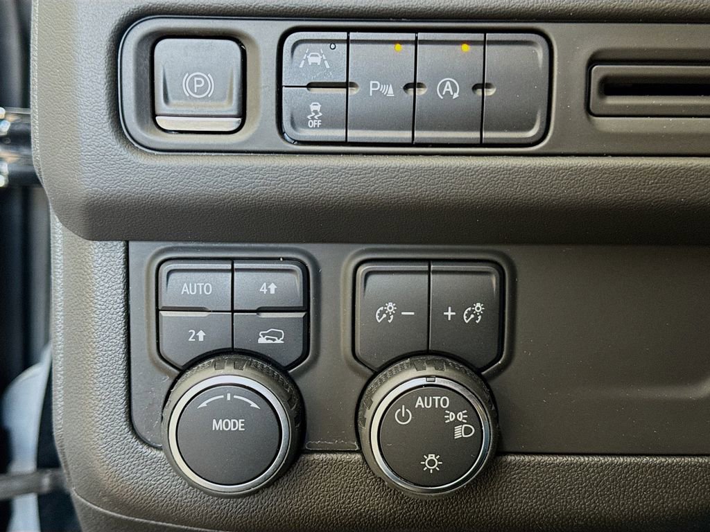 Used 2023 Chevrolet Tahoe LS AWD/4WD image 22