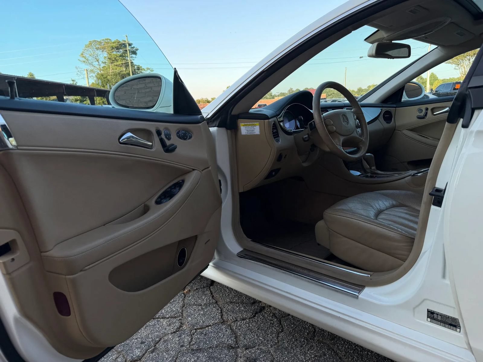 Used 2006 Mercedes-Benz CLS 500 image 18