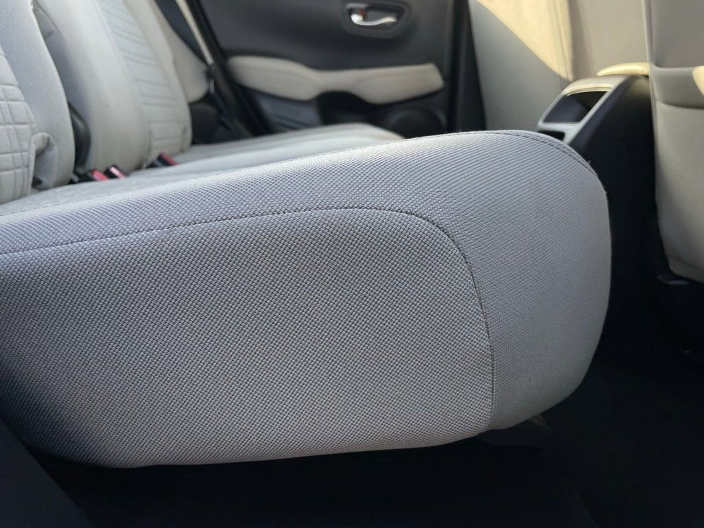 Certified 2024 Honda HR-V LX image 34