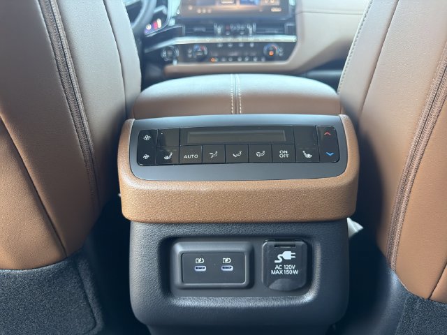 New 2026 Nissan Pathfinder Platinum AWD/4WD image 26