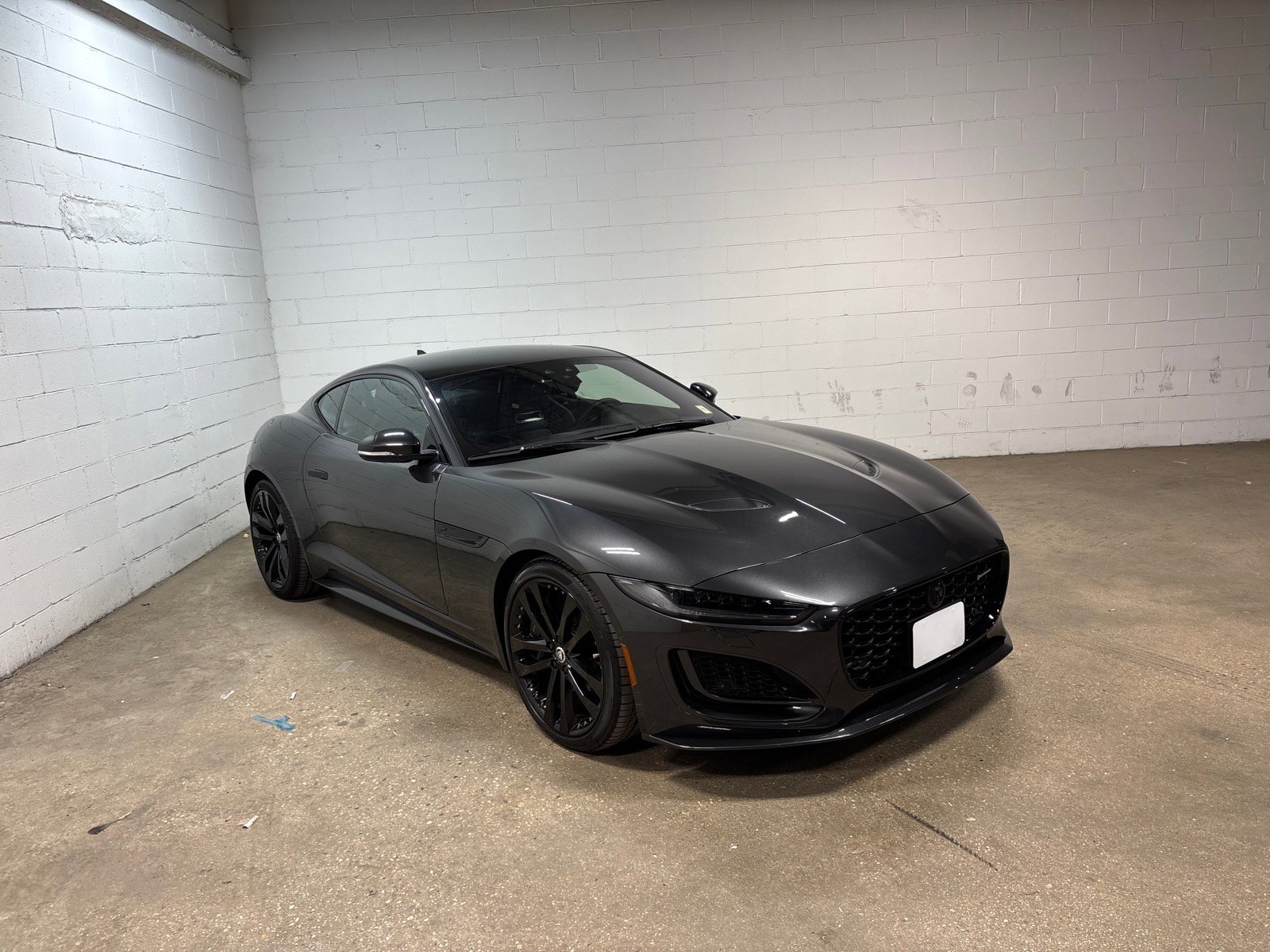 New 2024 Jaguar F-TYPE R-Dynamic RWD image 4
