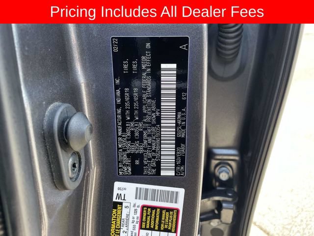 Used 2022 Toyota Highlander XLE AWD/4WD image 42