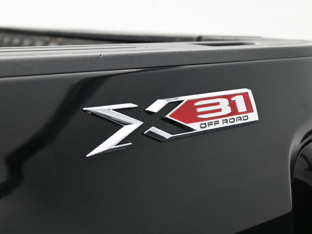 Used 2021 GMC Sierra 2500 SLT image 38