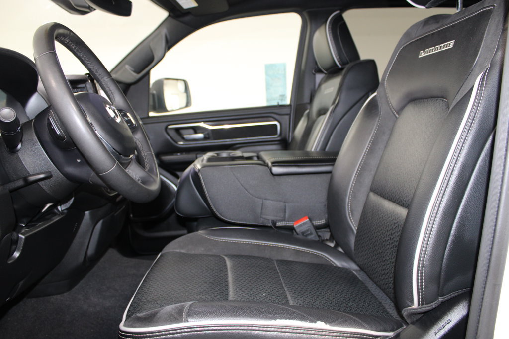 Used 2025 RAM 1500 Laramie AWD/4WD image 14