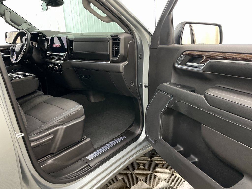 Certified 2024 GMC Sierra 1500 Elevation image 34
