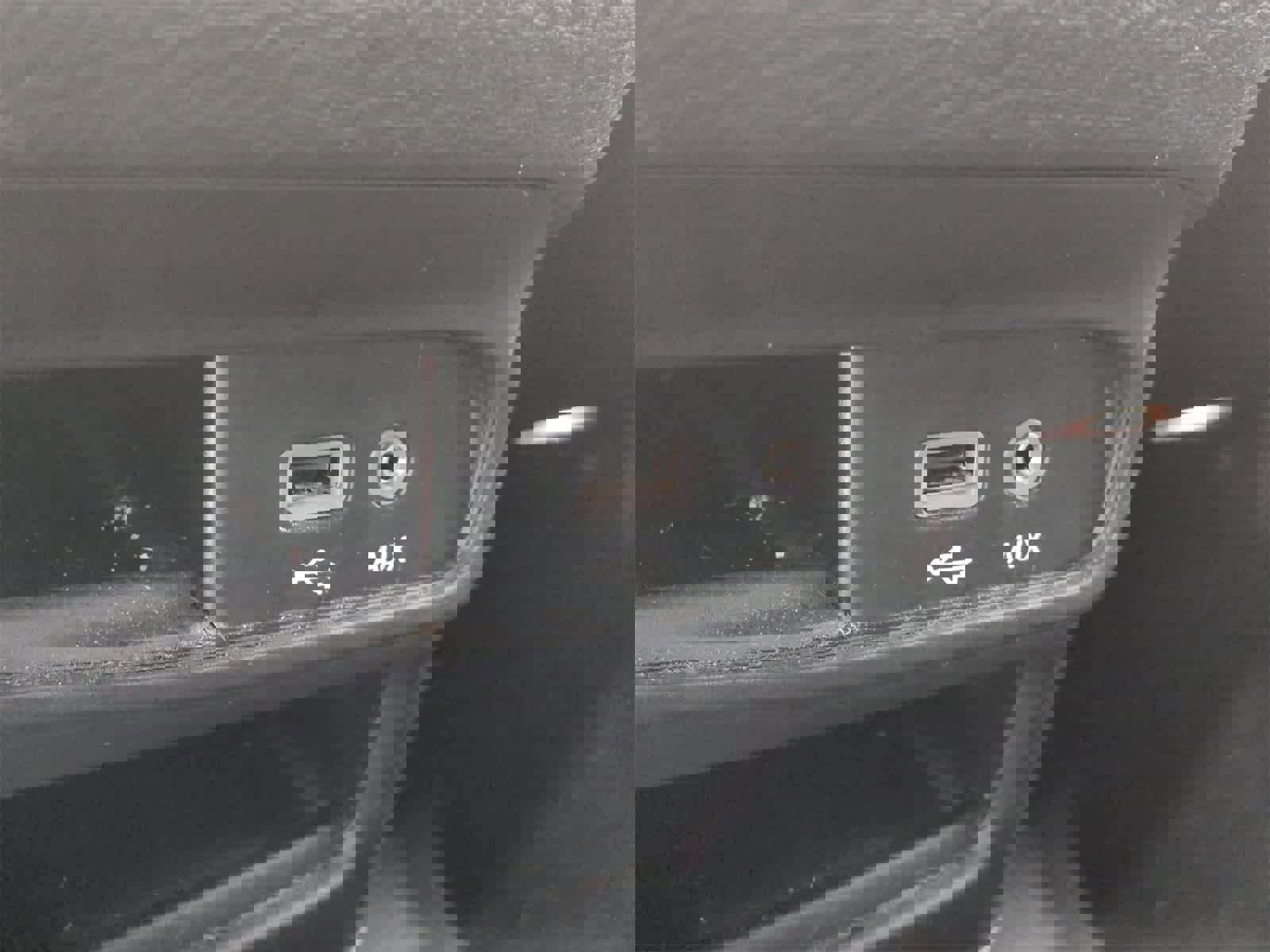 Certified 2020 Chrysler Pacifica Limited image 33