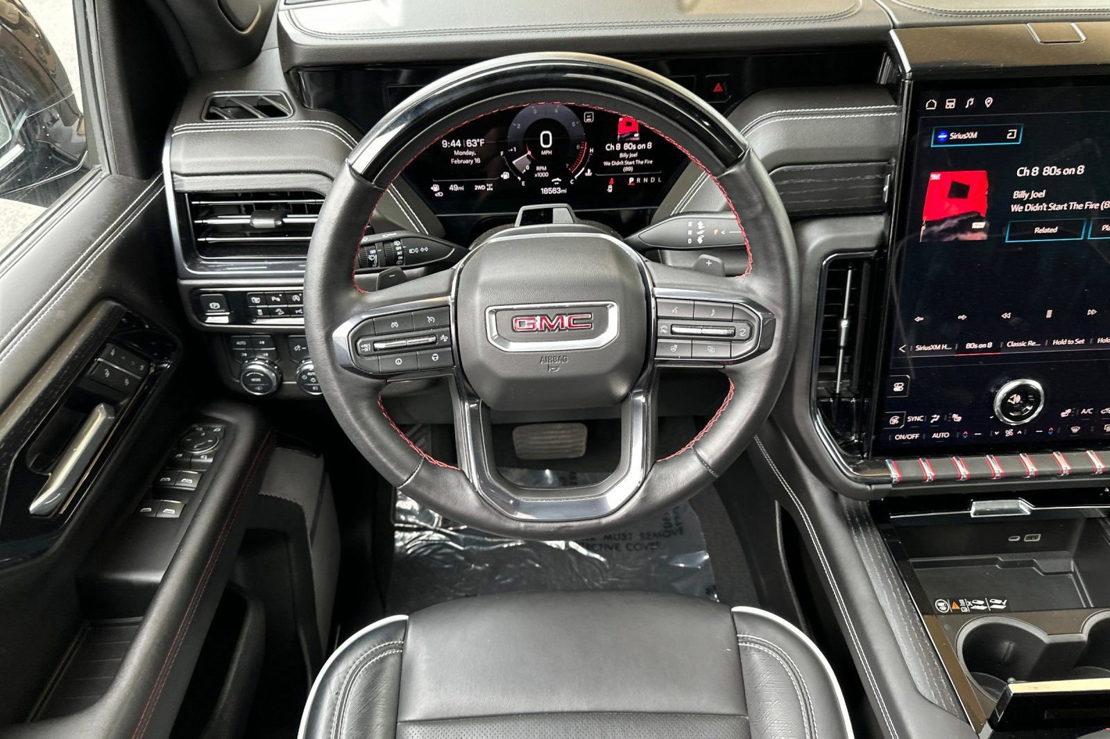 Certified 2025 GMC Yukon AT4 Ultimate image 15