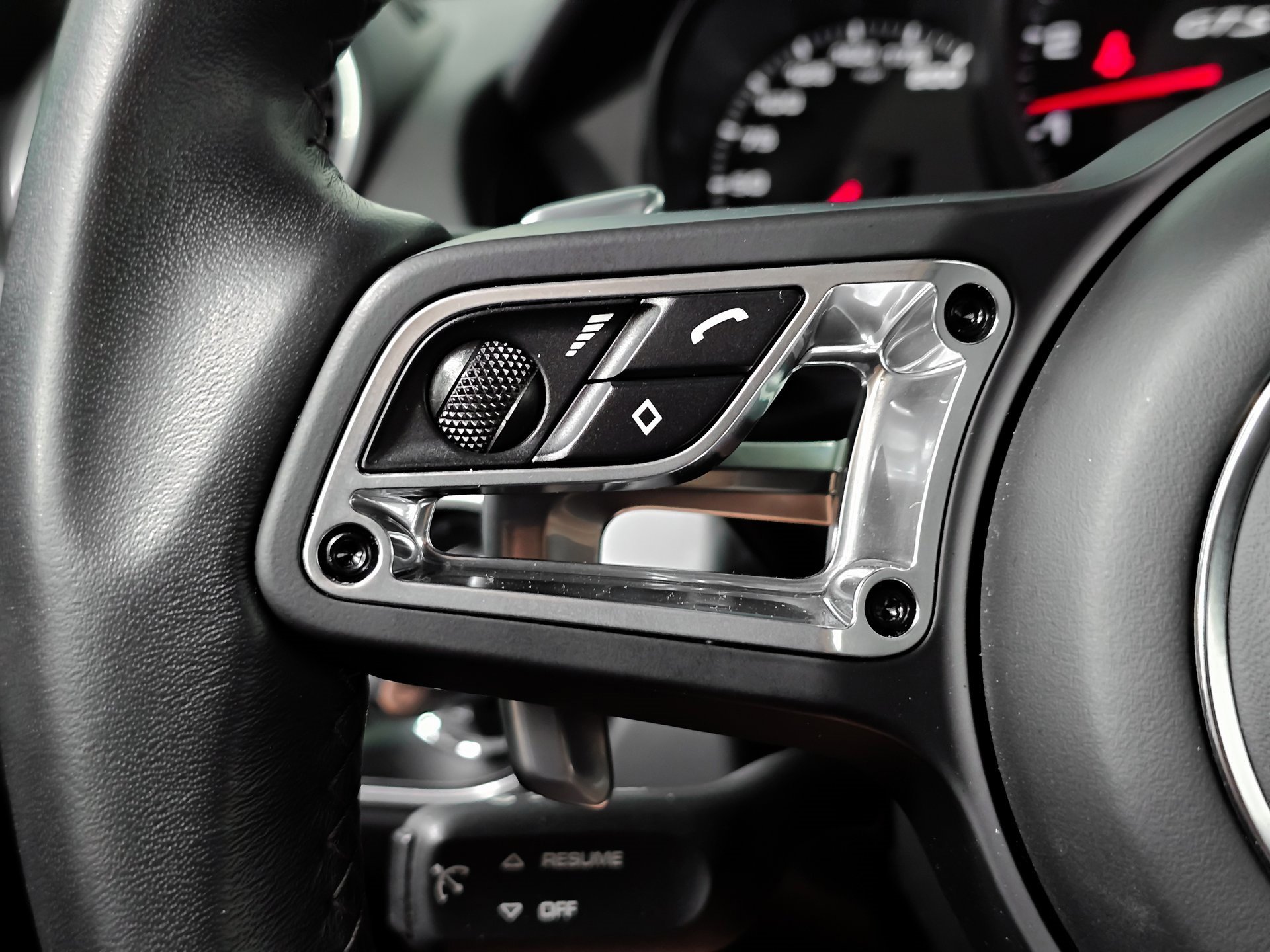 Used 2021 Porsche 718 Cayman GT4 image 23