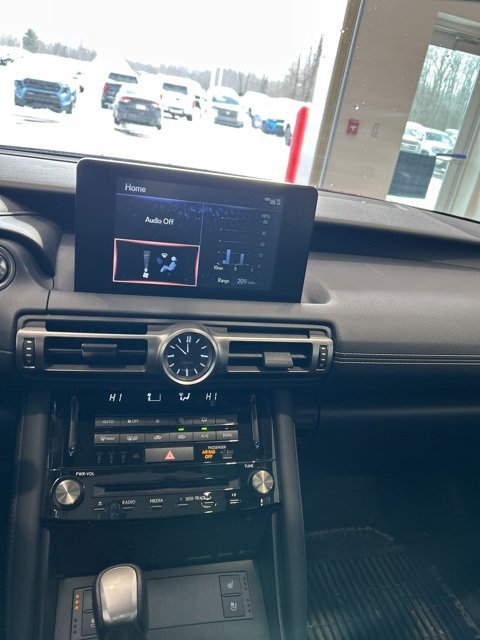 Used 2022 Lexus IS 350 F Sport image 13