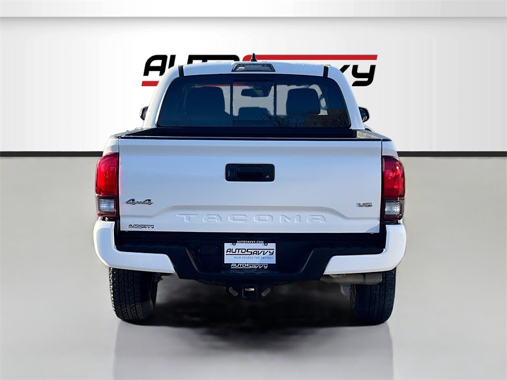 Used 2022 Toyota Tacoma SR5 w/ Technology Package image 6