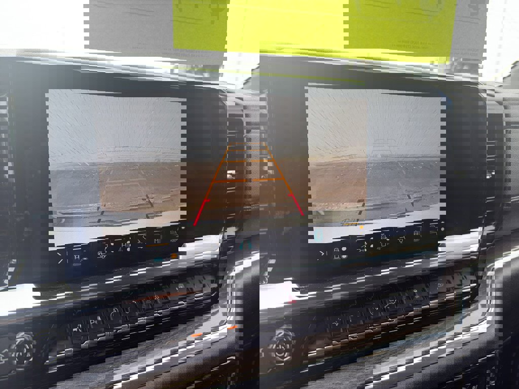 Used 2023 Chevrolet Silverado 1500 LTZ image 21