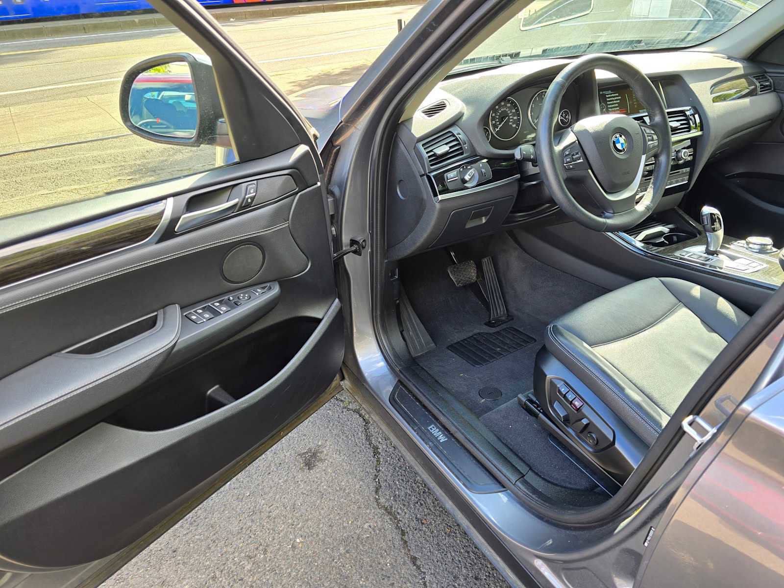 Used 2016 BMW X3 xDrive28i image 19