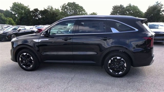 New 2026 Kia Sorento S image 8