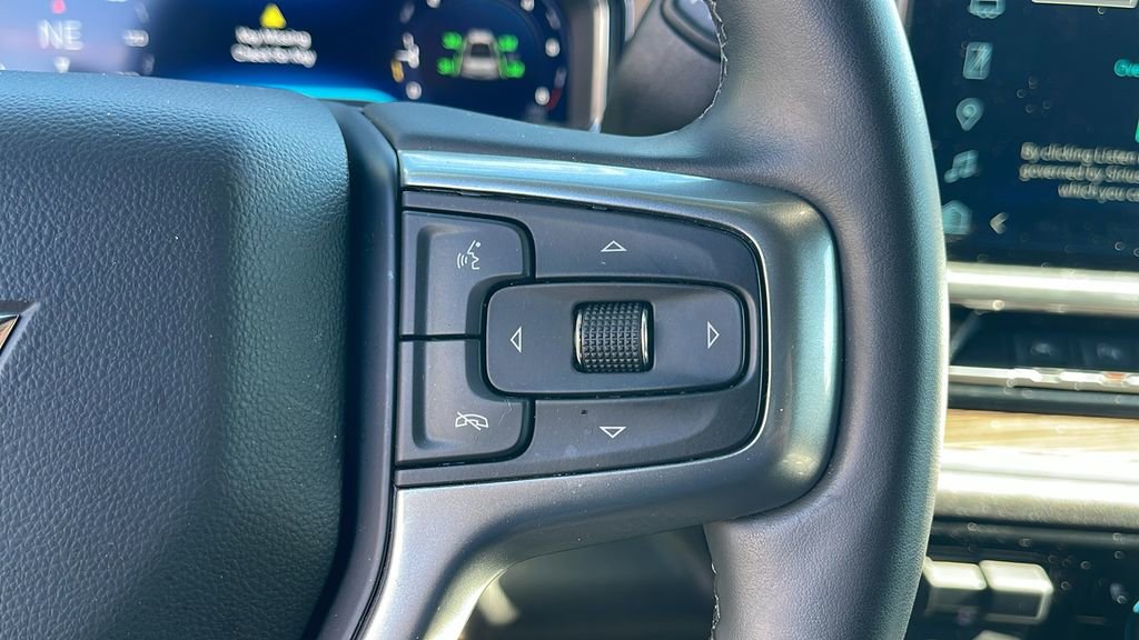 Used 2025 Chevrolet Silverado 1500 LT w/ Safety Package image 26