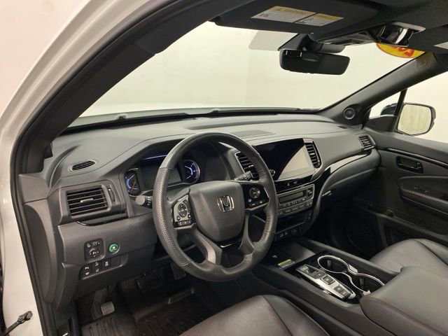 Used 2024 Honda Passport Black Edition image 7