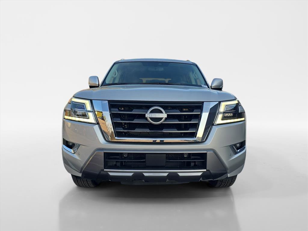 Used 2024 Nissan Armada SV image 9