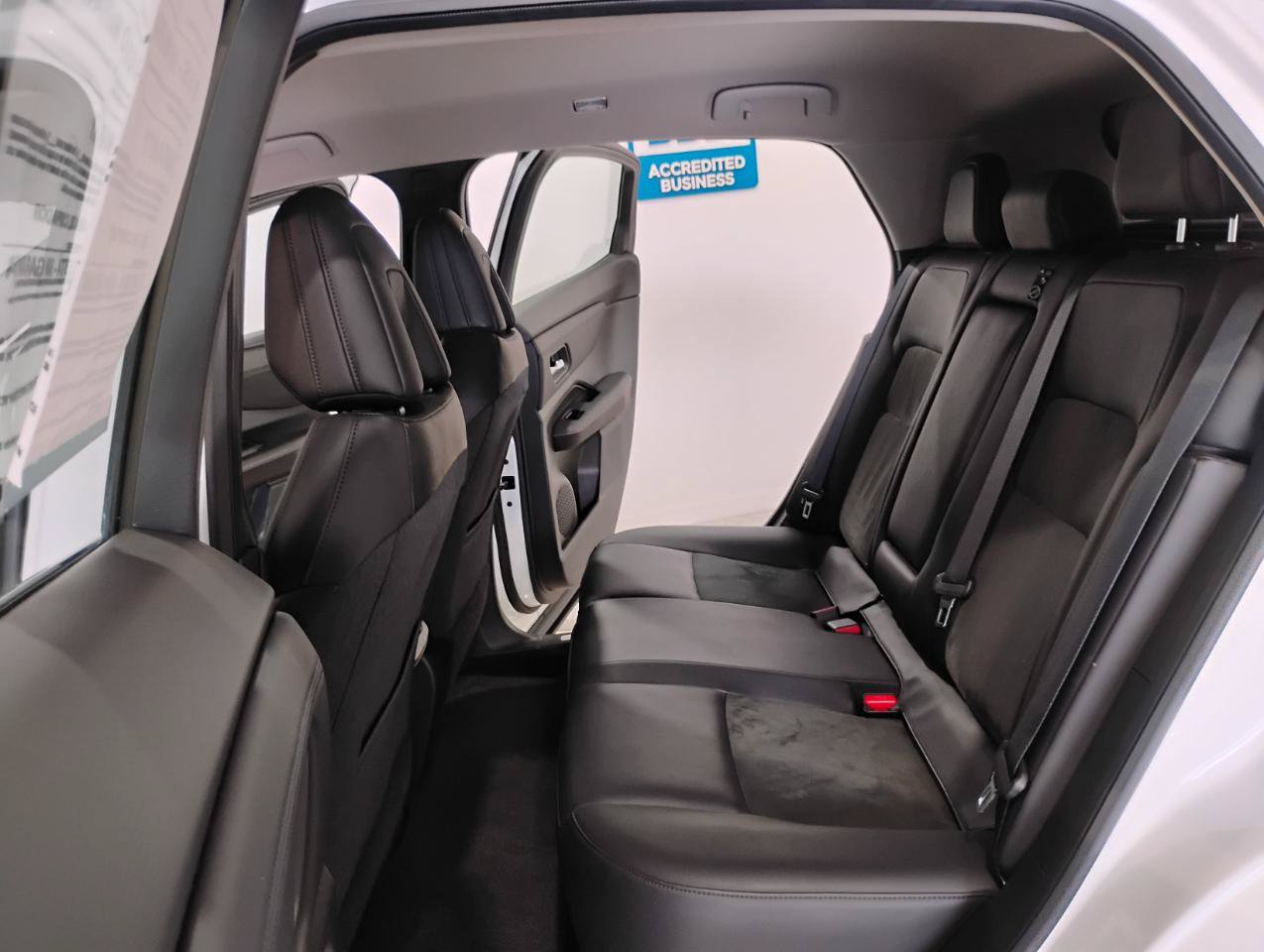 Used 2024 Nissan Ariya AWD image 78