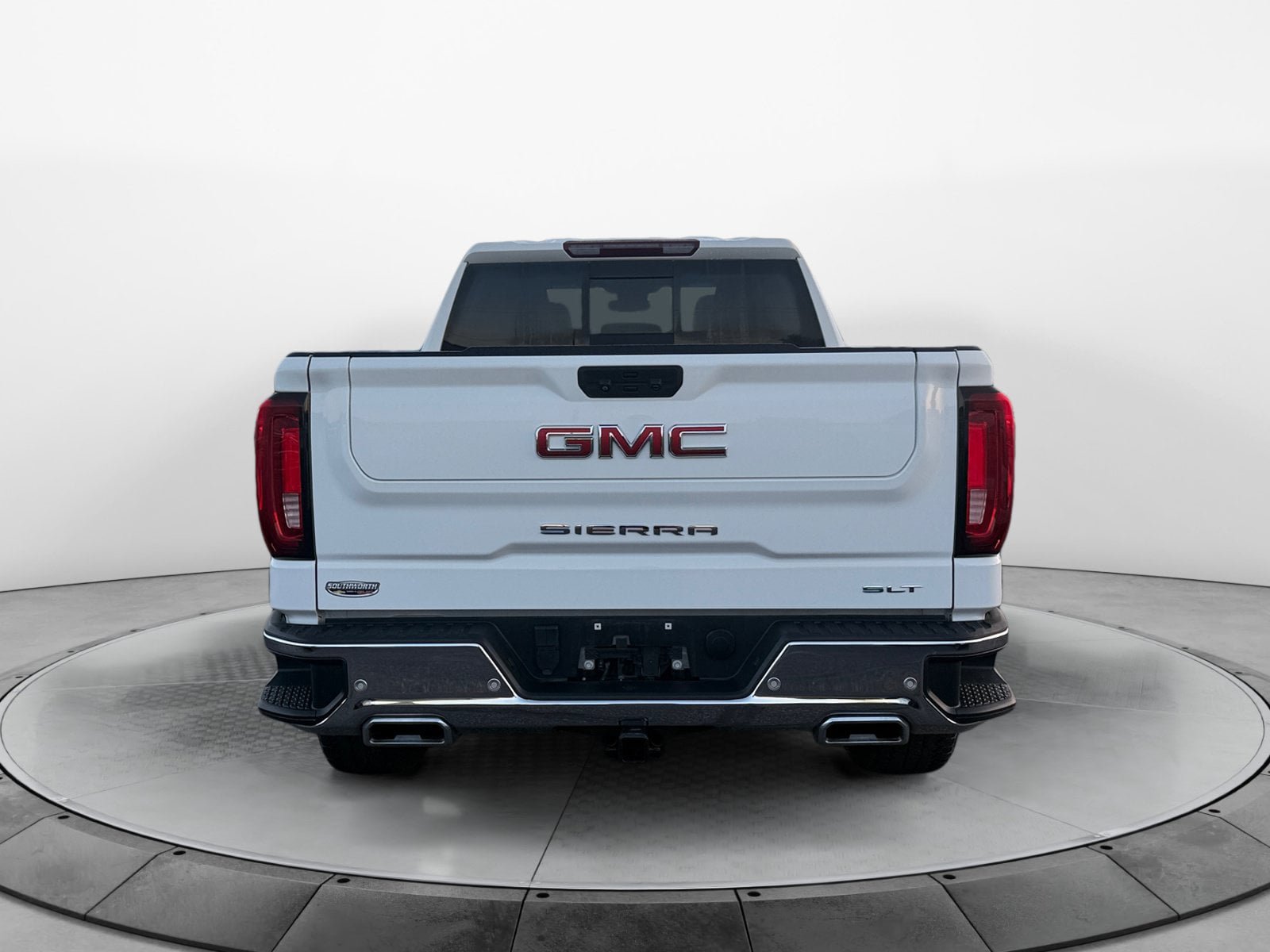 Used 2022 GMC Sierra 1500 SLT w/ SLT Premium Plus Package AWD/4WD image 6