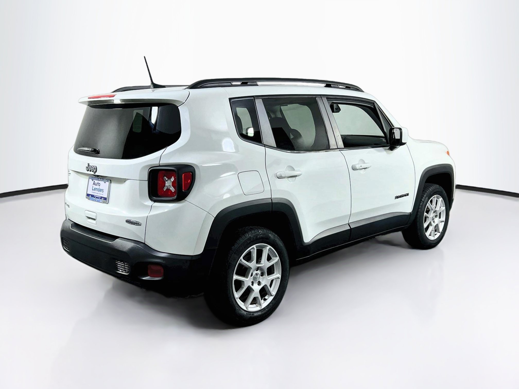 Used 2021 Jeep Renegade Latitude AWD/4WD image 5