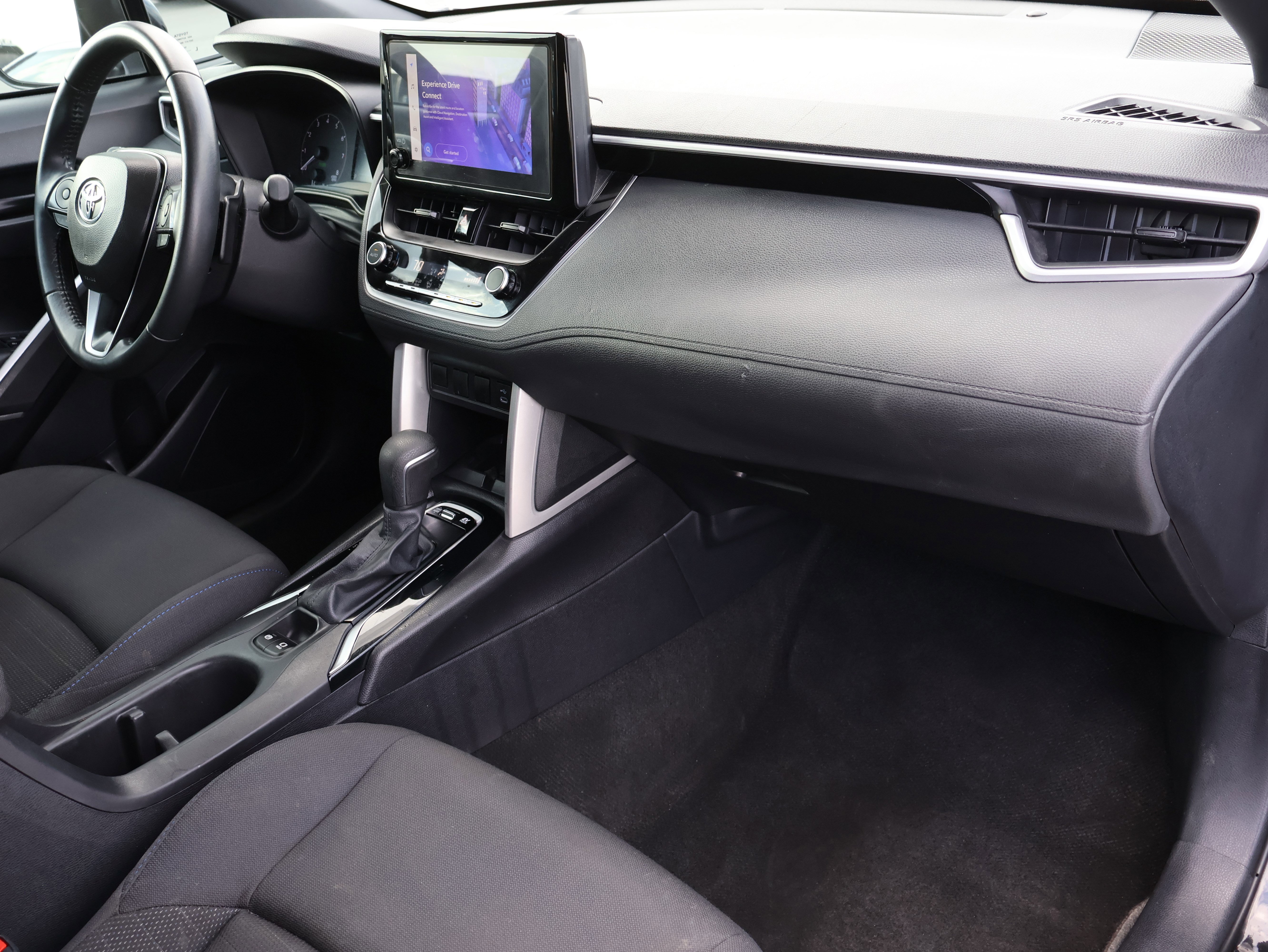 Used 2024 Toyota Corolla Cross SE AWD/4WD image 11