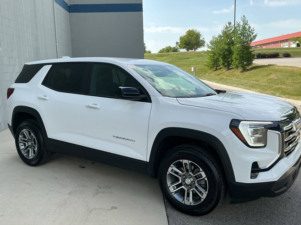 Used 2026 GMC Terrain Elevation FWD image 14