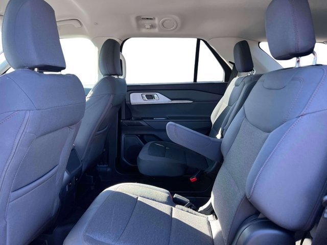 Used 2026 Ford Explorer Active AWD/4WD image 16