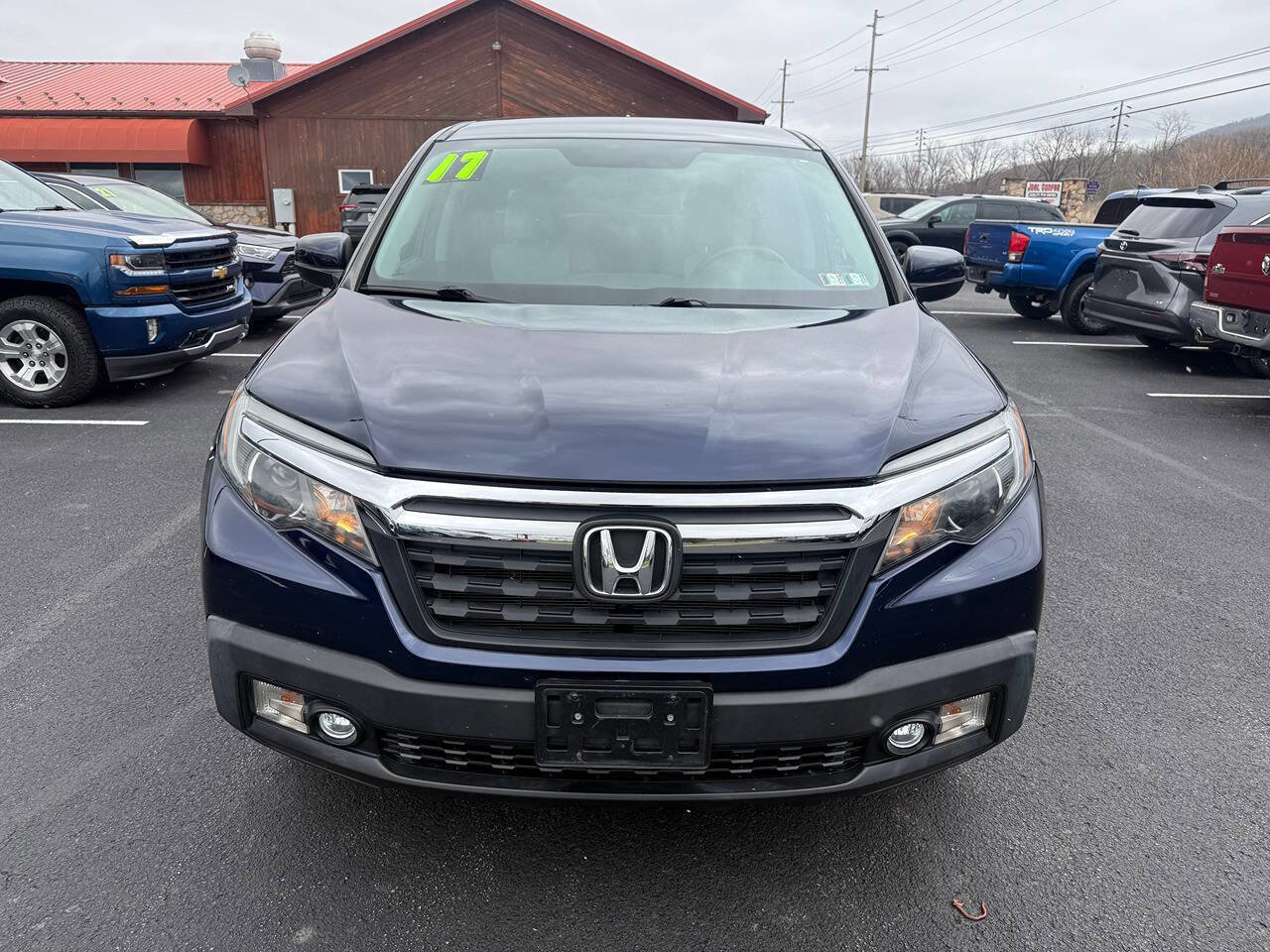 Used 2017 Honda Ridgeline RTS image 3