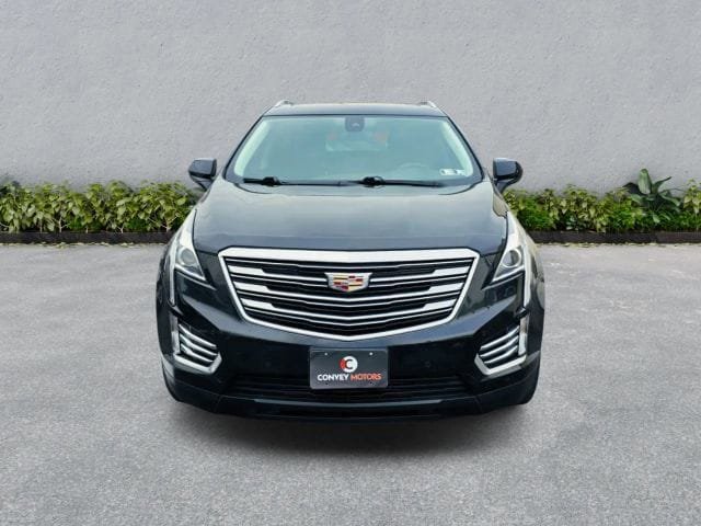 Used 2017 Cadillac XT5 Luxury w/ Driver Awareness Package AWD/4WD image 3
