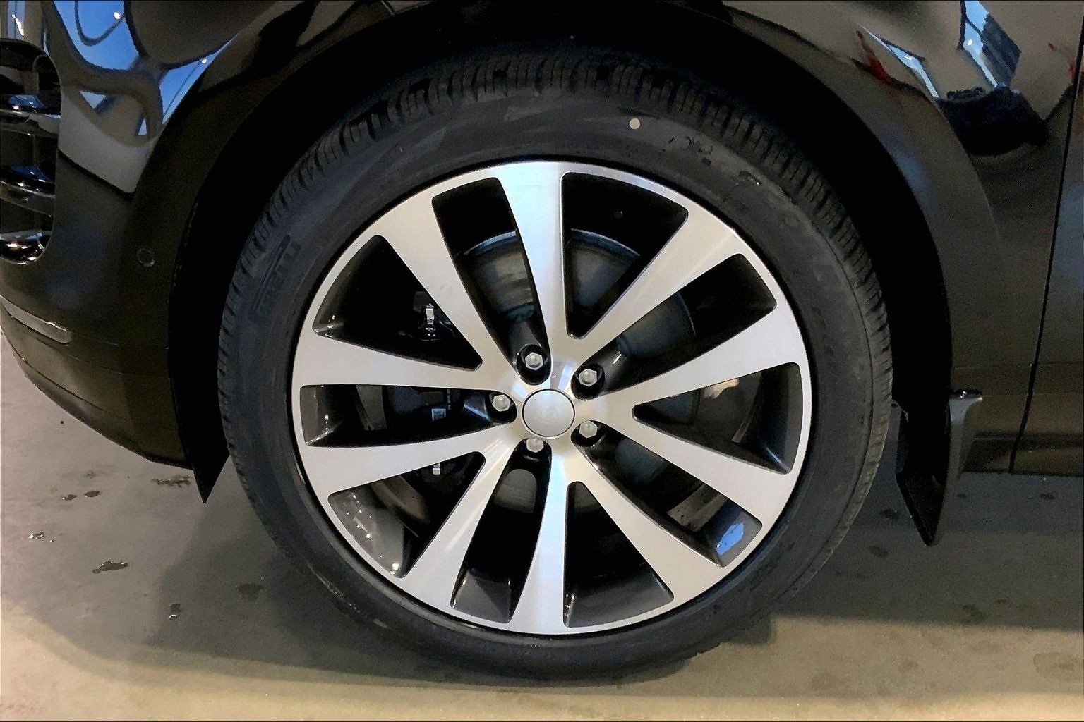 New 2026 Land Rover Range Rover Evoque Dynamic SE image 11