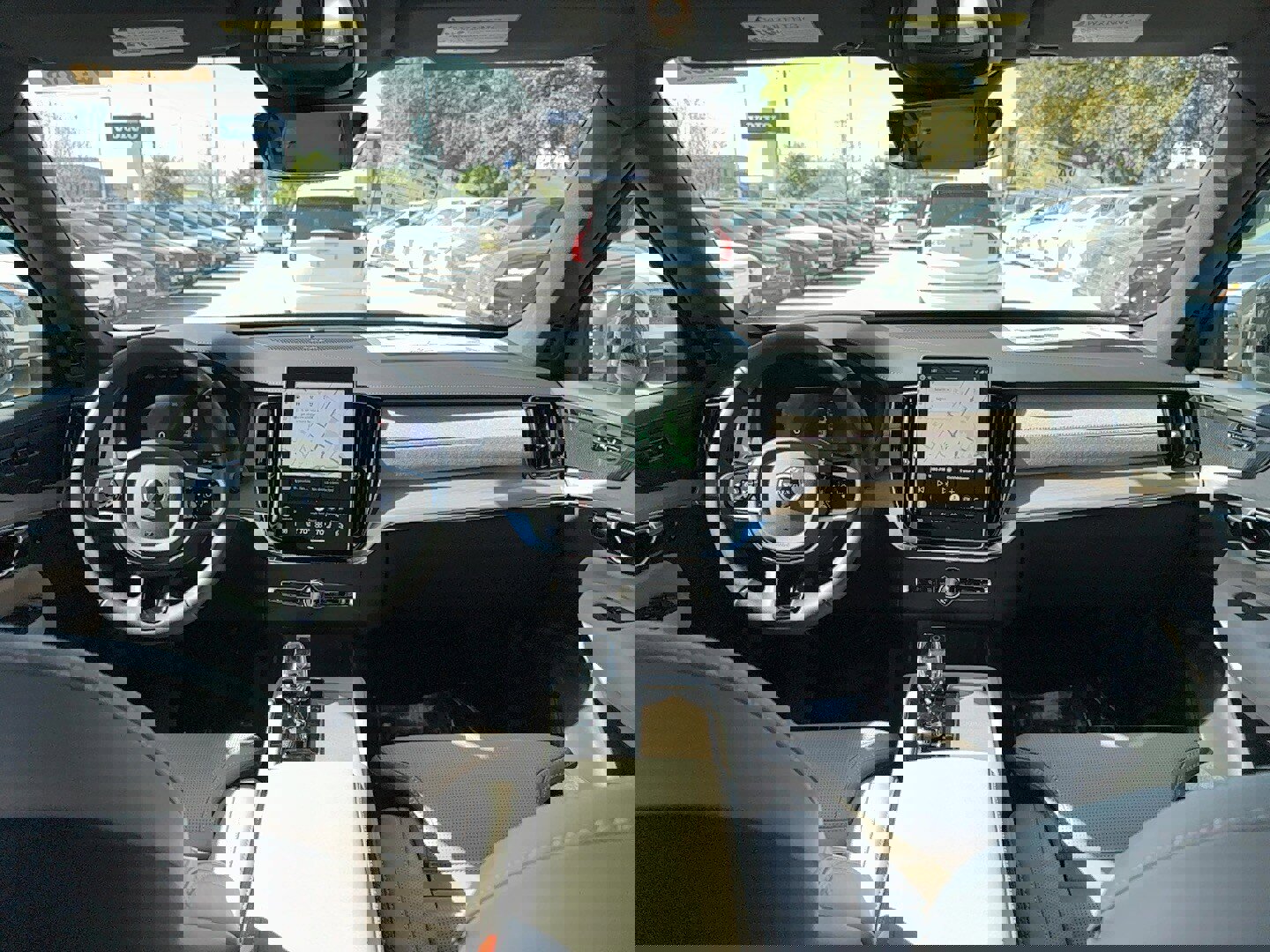 New 2026 Volvo XC90 B5 Ultra image 18