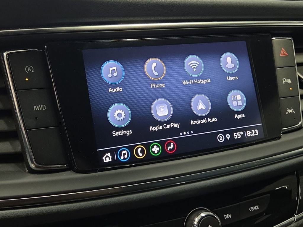 Used 2023 Buick Enclave Essence image 17