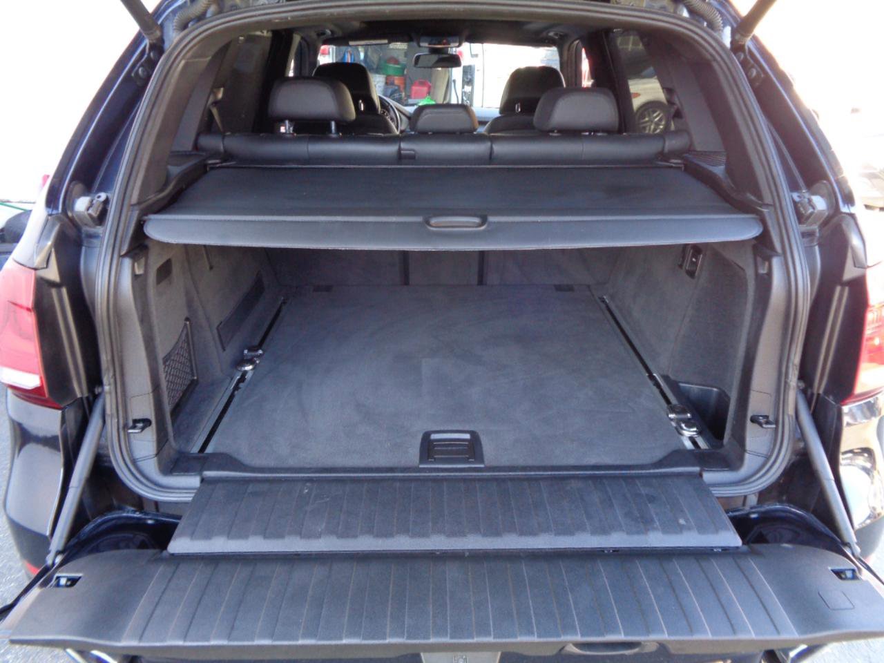 Used 2014 BMW X5 xDrive50i AWD/4WD image 36