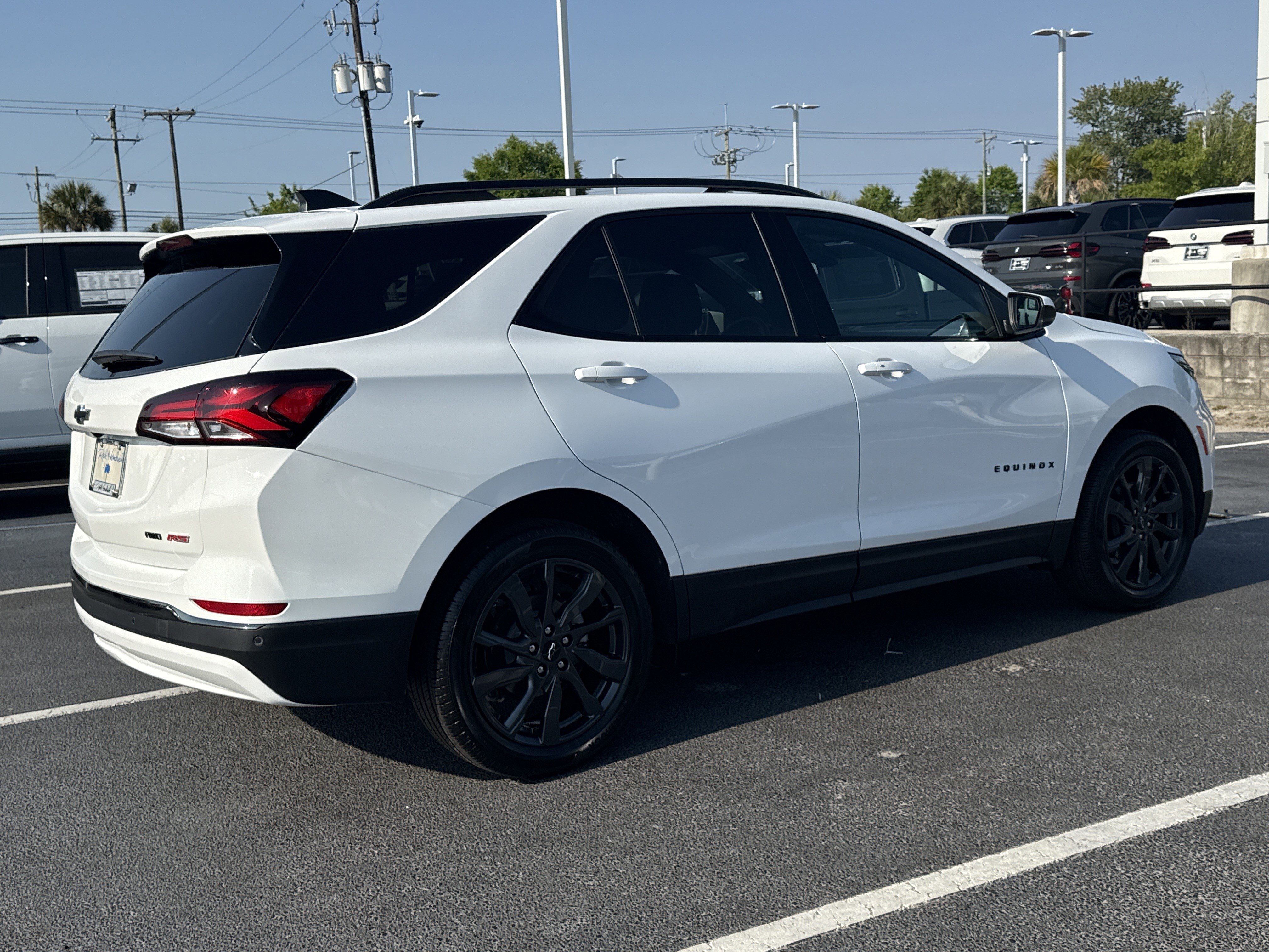 Used 2023 Chevrolet Equinox RS AWD/4WD image 28