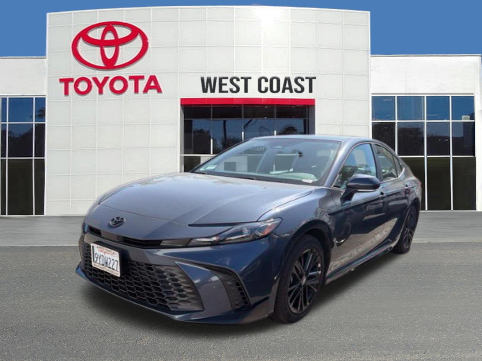 Used 2026 Toyota Camry SE w/ Multimedia Upgrade Package FWD image 1