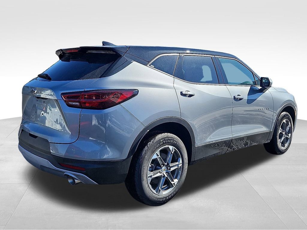 New 2026 Chevrolet Blazer LT image 4