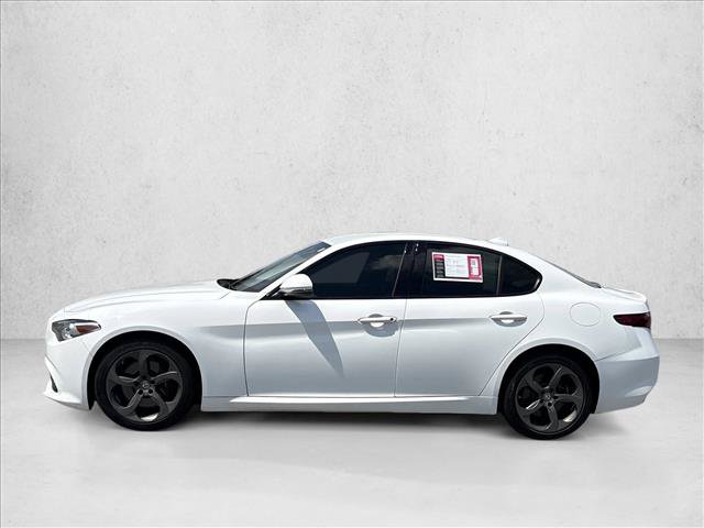 Used 2018 Alfa Romeo Giulia AWD image 8