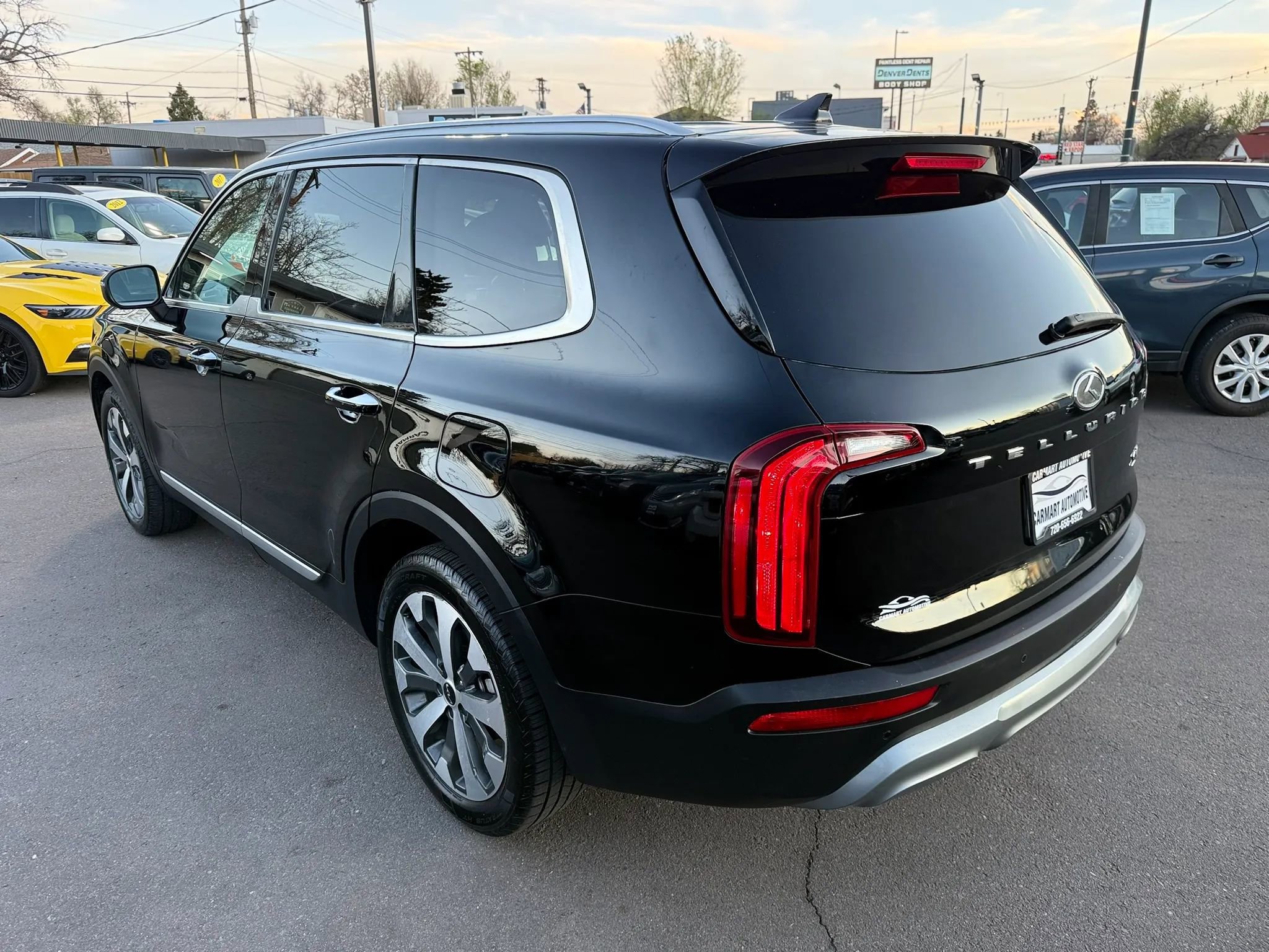 Used 2022 Kia Telluride S image 7