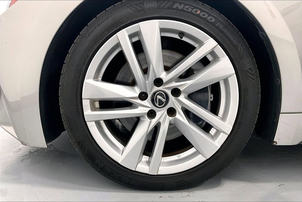 Used 2023 Lexus IS 300 w/ Comfort Package image 8