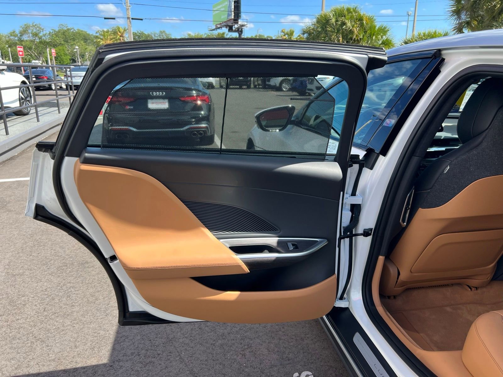 Used 2023 Lucid Air Touring image 42