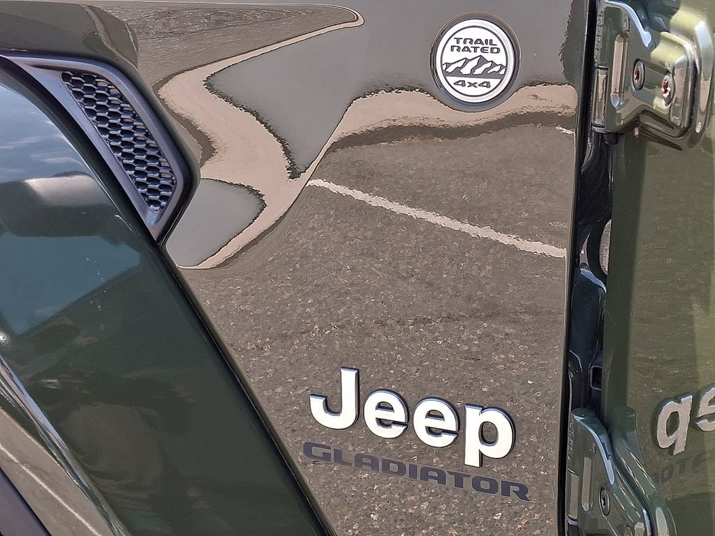 Used 2021 Jeep Gladiator Overland w/ Popular Equipment Package AWD/4WD image 31