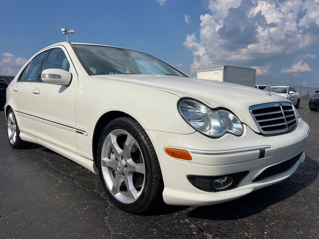 Used 2007 Mercedes-Benz C 230 Sedan image 1