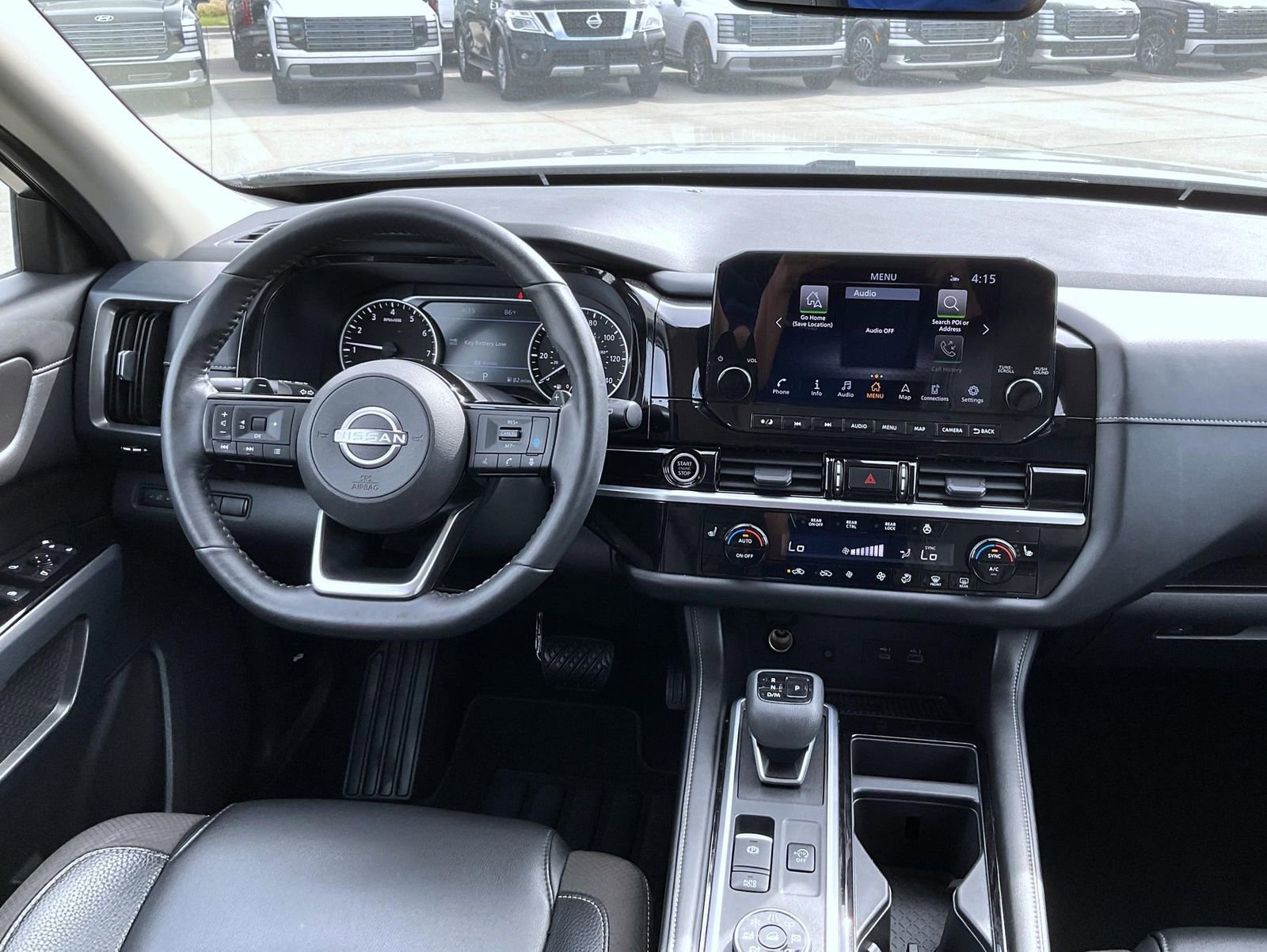 Used 2023 Nissan Pathfinder SL AWD/4WD image 14