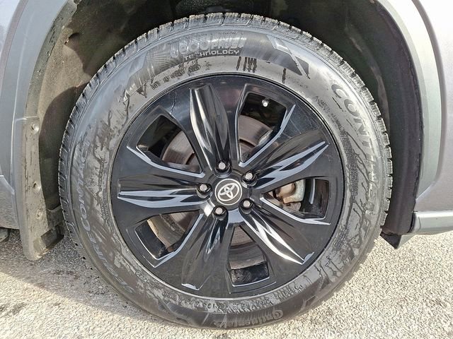 Used 2024 Toyota Highlander XLE image 8