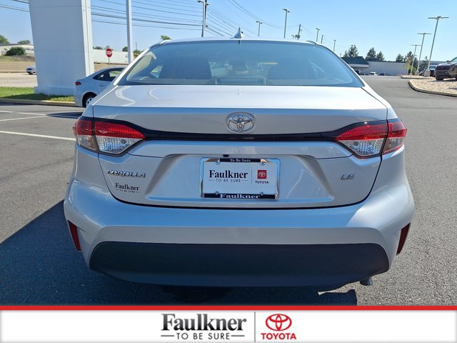 Certified 2025 Toyota Corolla LE FWD image 6