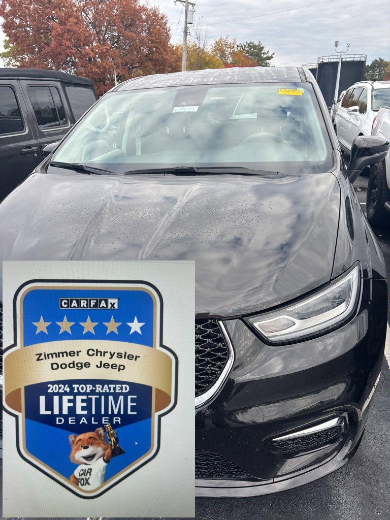 Used 2023 Chrysler Pacifica Touring-L