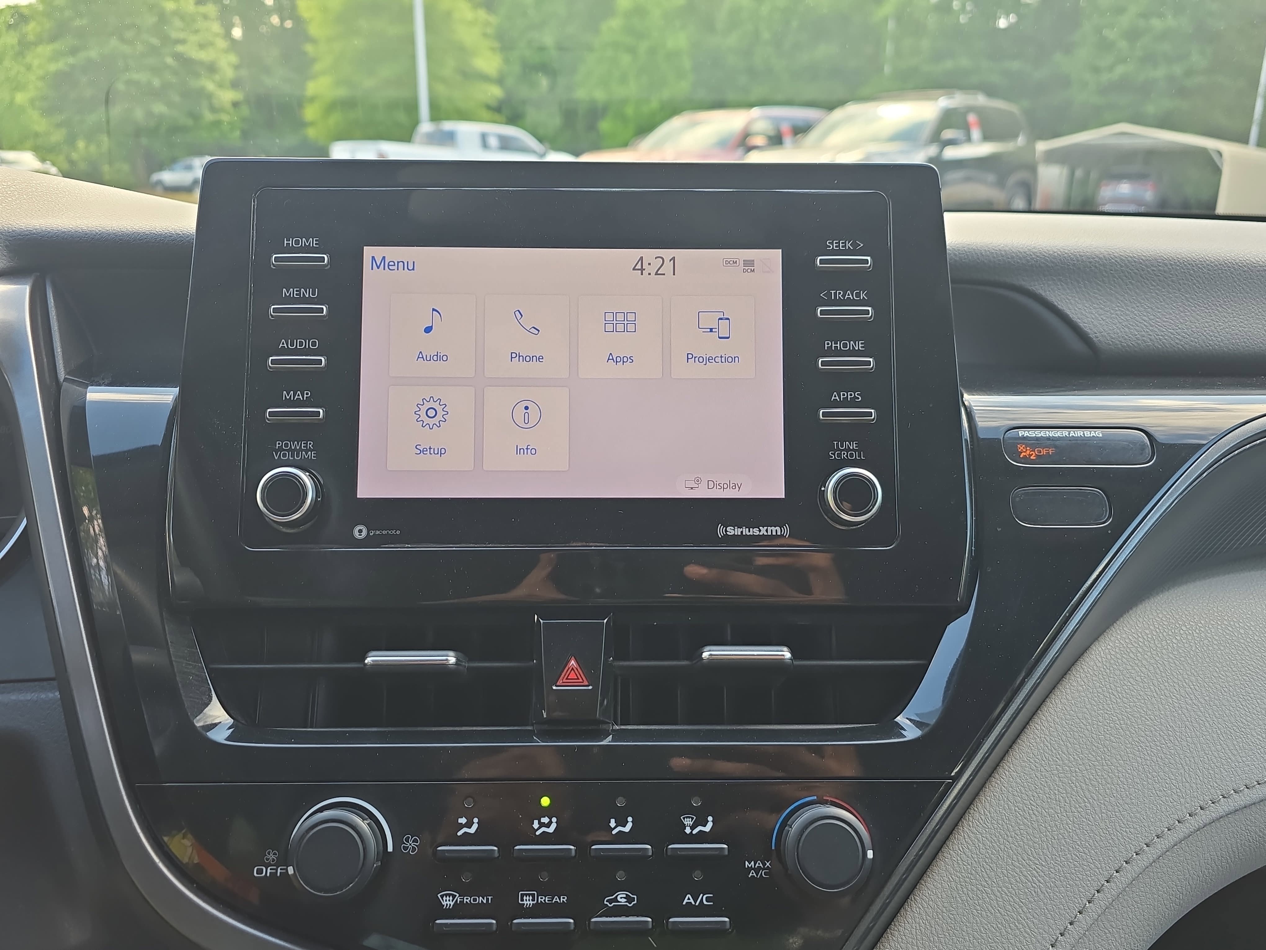 Used 2021 Toyota Camry LE FWD image 20