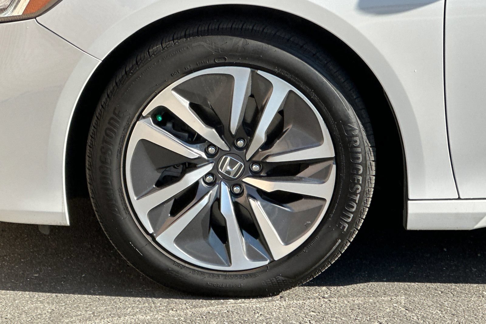 Used 2019 Honda Accord Touring image 26